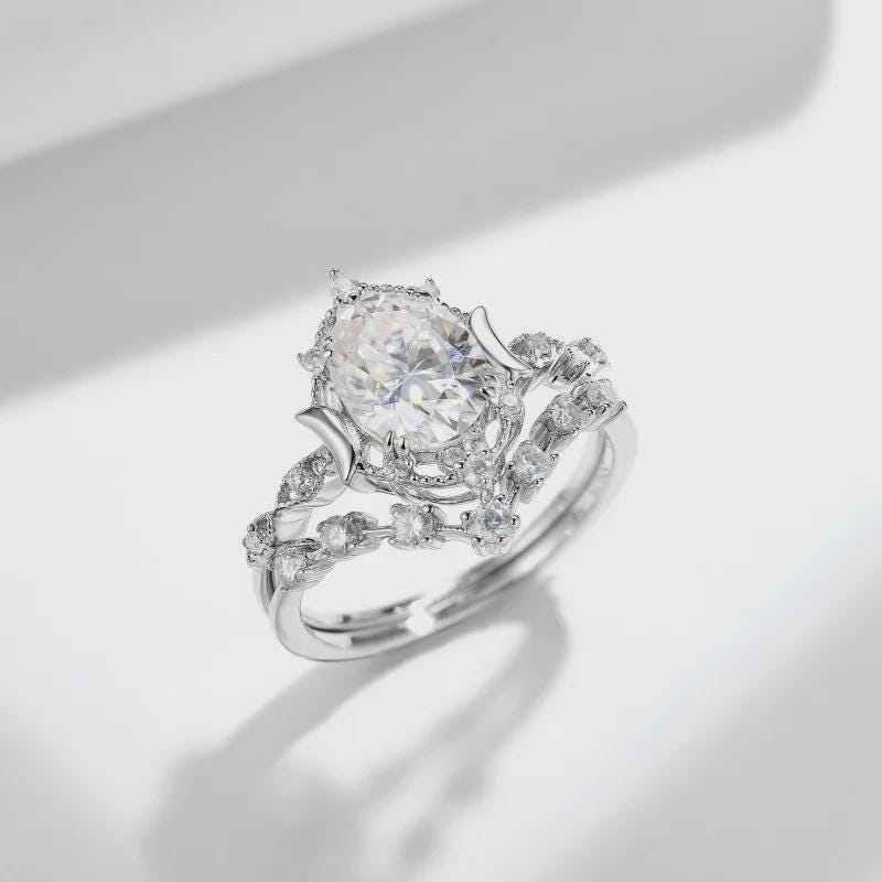 Oval Halo Wedding Ring Set, Crescent Moon Ring, Celestial Unique Ring, Engagement Ring, Anniversary Gift, Promise Ring, Bridal Jewelry