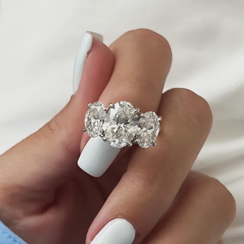 Oval Moissanite Three Stone Ring Oval Cut Engagement Ring Solid Gold Wedding Ring Anniversary Ring Unique Promise Ring Gift for Her
