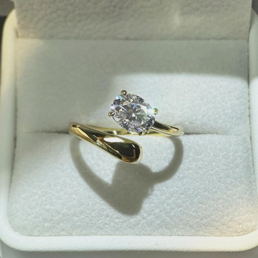 Oval Bypass Solitaire Engagement Ring, Yellow Gold Dainty Ring, Wedding Ring, Promise Ring, Anniversary Gift, Bridal Jewelry, Gift for Her