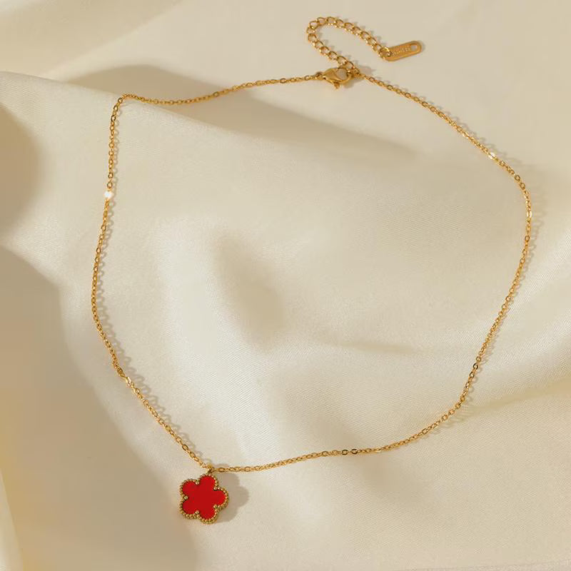 Five Leaf Clover Flower Necklace Lucky Charm Necklace 18K Gold Plated Pendant Minimalist Necklace, Gift for Wife Everyday Wear Jewelry