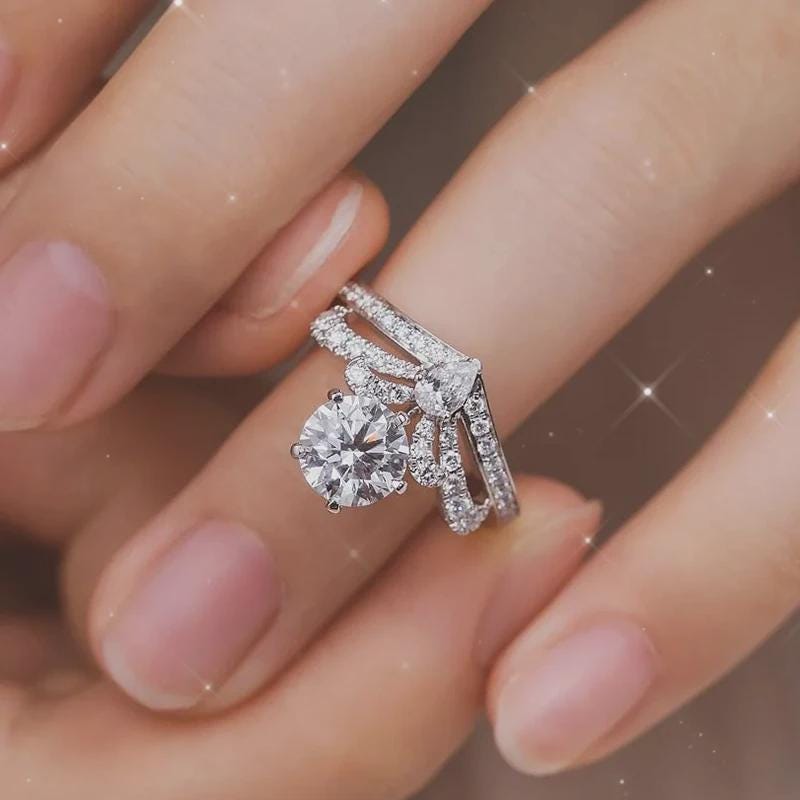 Regal Crown Moissanite Engagement Ring Set, Sterling Silver V-Shaped Wedding Band, Round Cut Bridal Ring, Anniversary Gift for Her