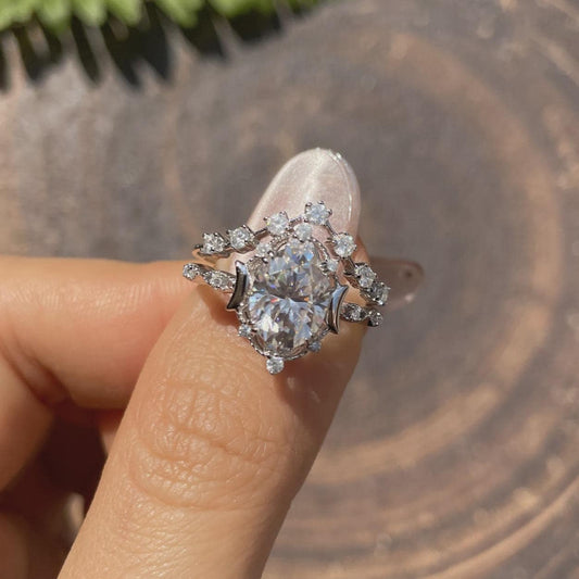 Oval Halo Wedding Ring Set, Crescent Moon Ring, Celestial Unique Ring, Engagement Ring, Anniversary Gift, Promise Ring, Bridal Jewelry
